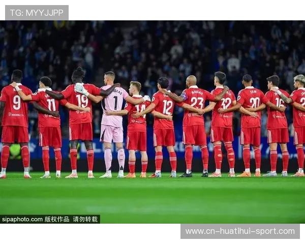 官方：西班牙人免签塞尔维亚国门德米特罗维奇，签约三年